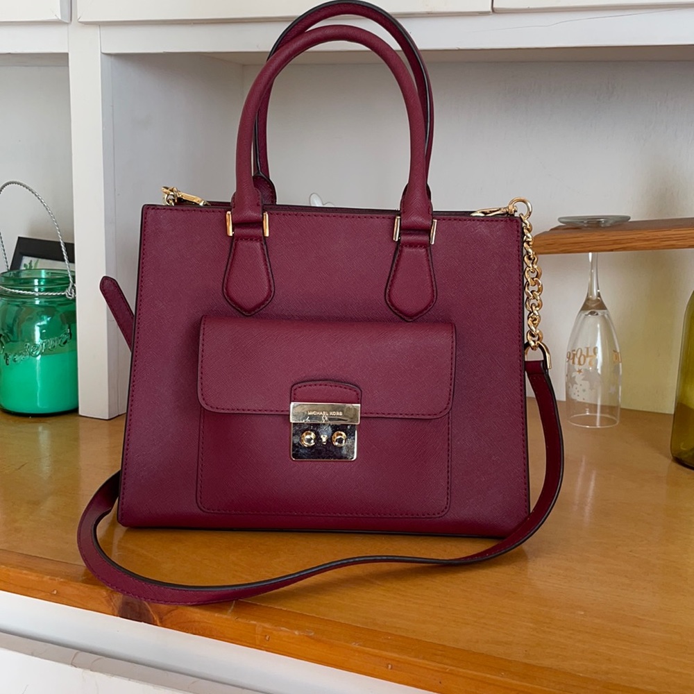 Michael Kors Bridgette Saffiano leather Medium Bag